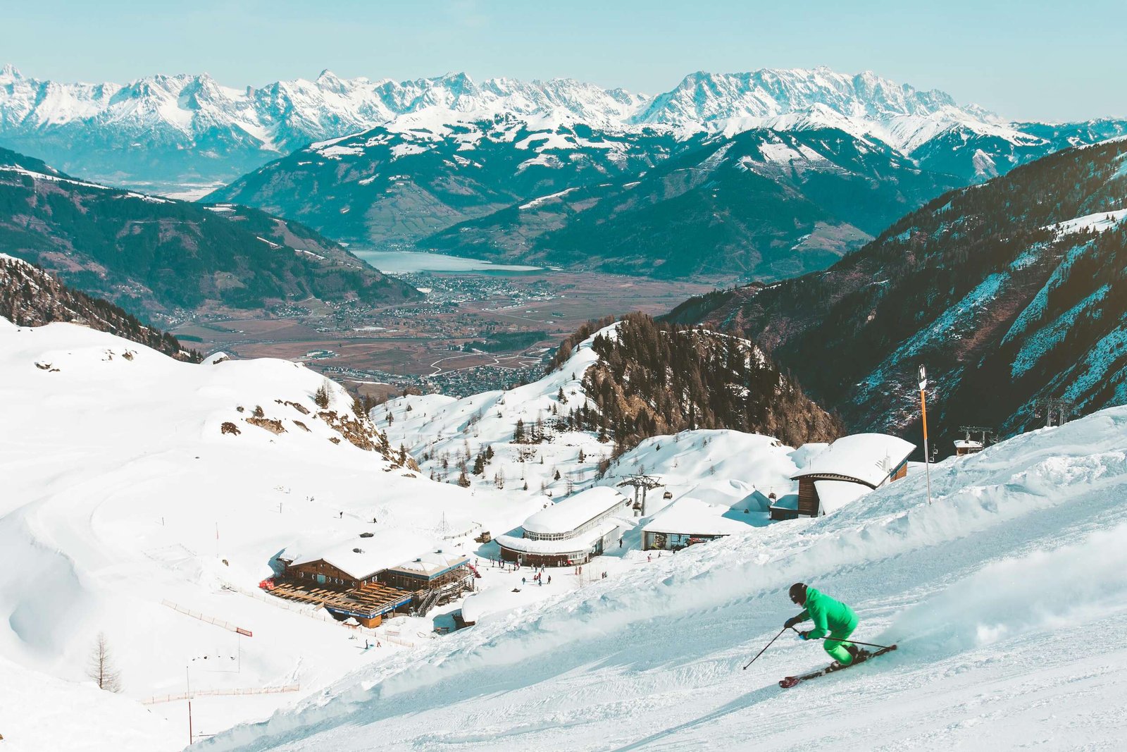 What to Know Before Renting Skis for Your Trip