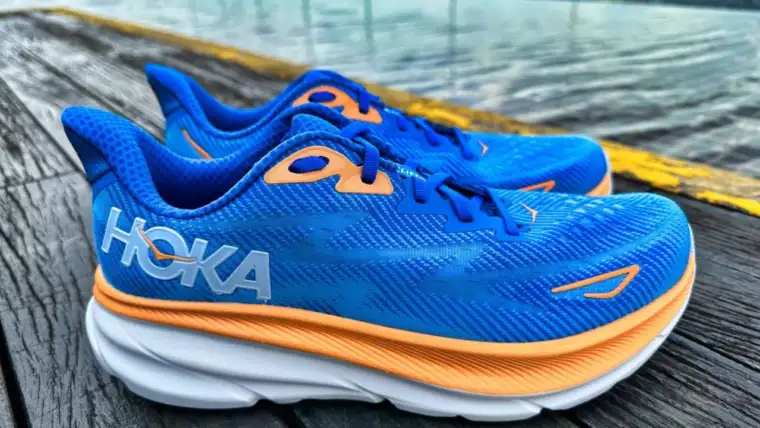 Hoka Clifton 9