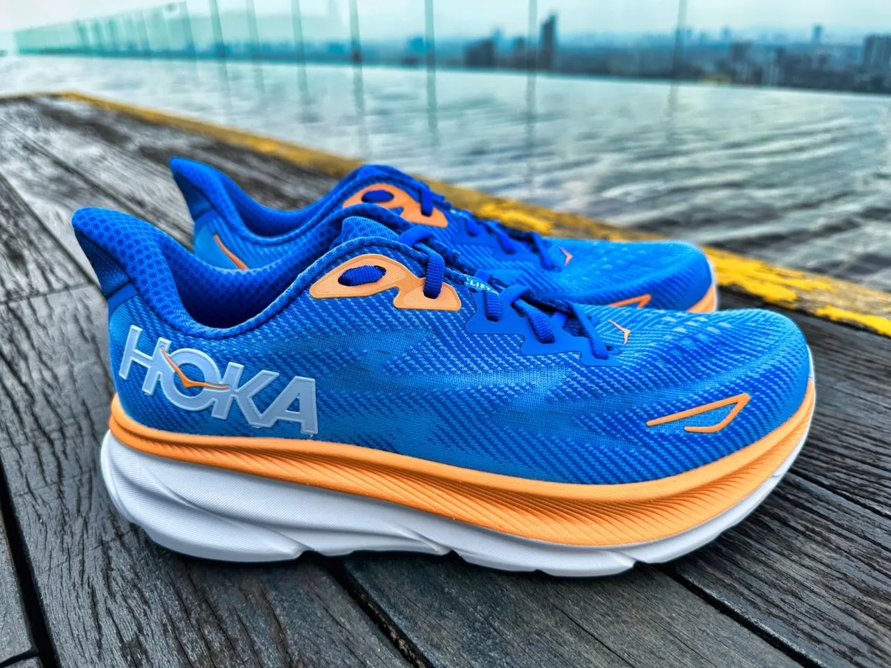 Hoka Clifton 9